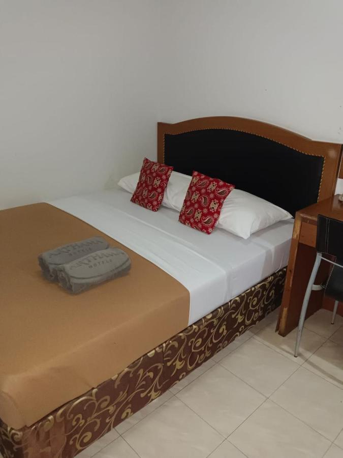 Karsa Utama Hotel Джакарта Экстерьер фото