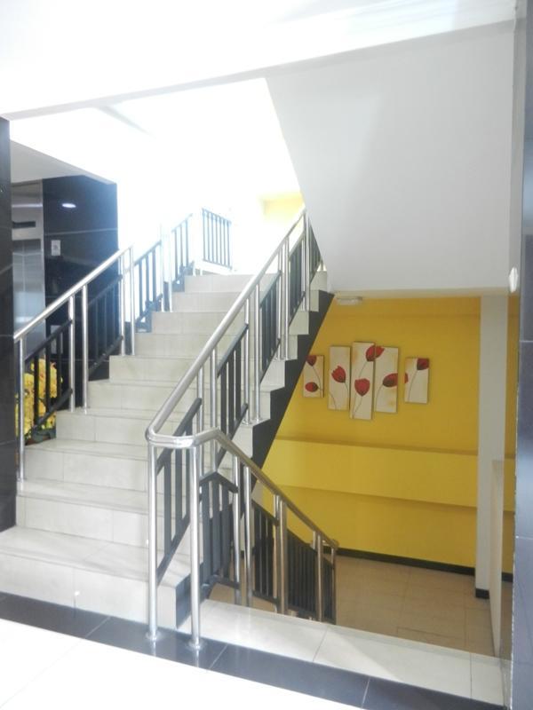 Karsa Utama Hotel Джакарта Экстерьер фото